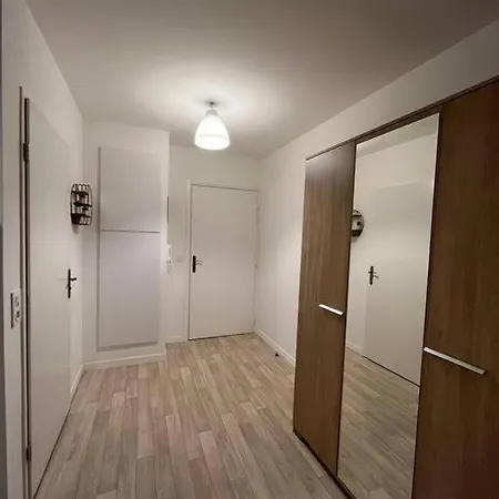 Paris- - Parking Prive !pkn! Torcy (Seine-et-Marne)